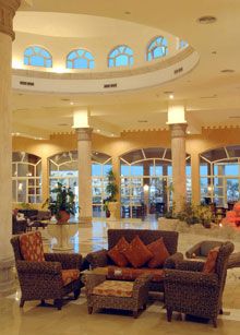 Regency Plaza Resort  5*