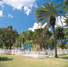 Royal Antiguan Resort  4*