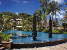 Shangri-La's Boracay Resort and Spa  5*