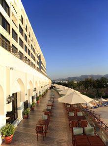 Crowne Plaza Hotel Muscat  5*