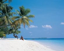 Diamonds Thudufushi Beach & Water Villas  4*