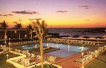 Lou Lou Beach Resort  4*