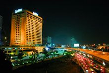Radisson Hotel Bangkok  4*